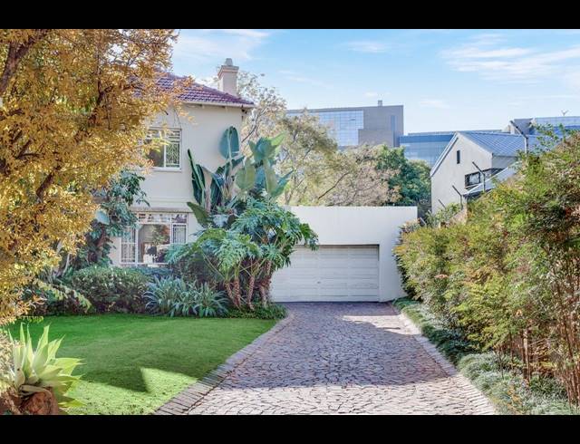 4 BEDROOM FREEHOLD FOR SALE IN PARKWOOD
